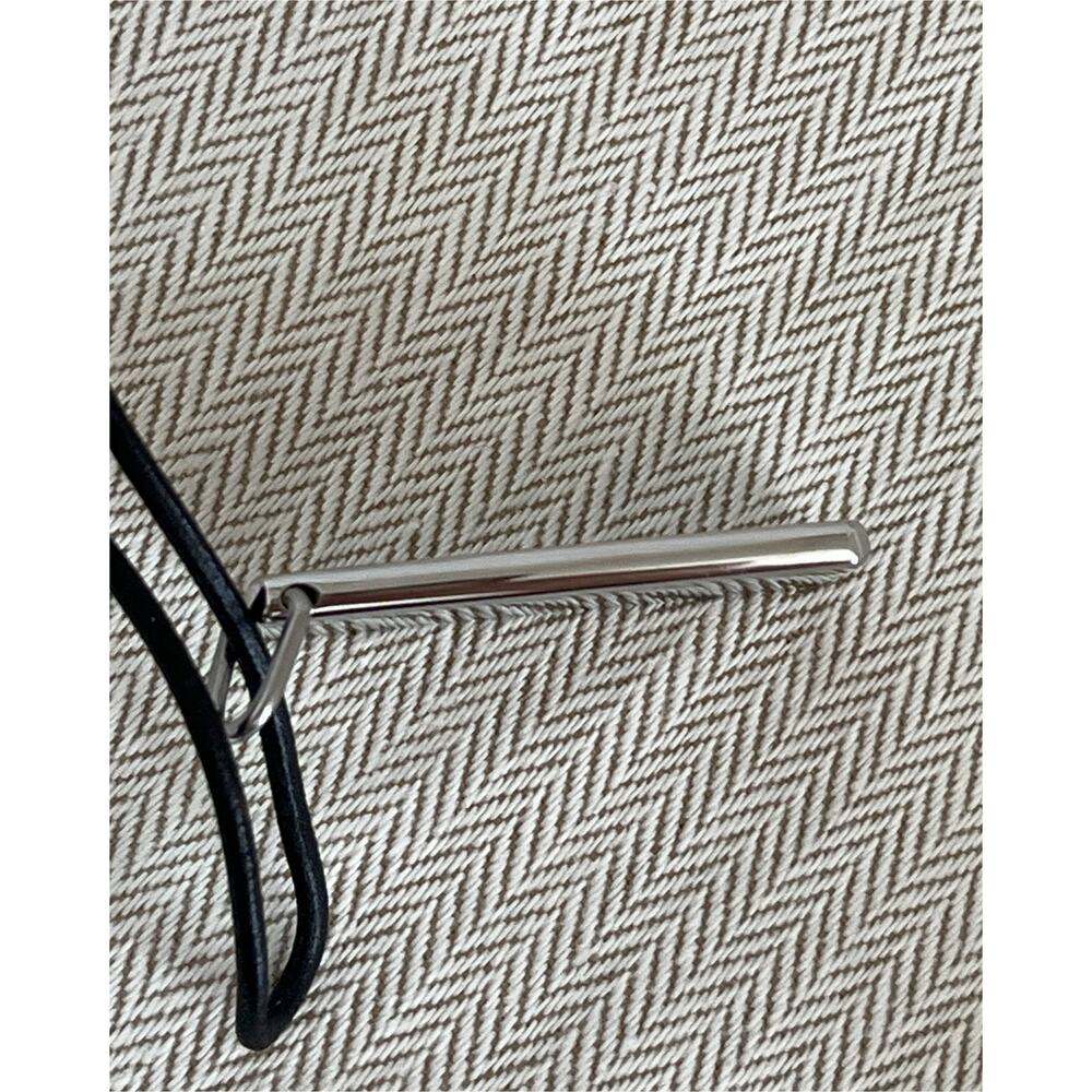 HERMÈS Symbole Amour Pendant Necklace Leather Pre Owned - Picture 10 of 13